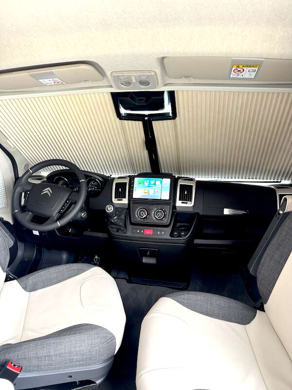 Mooveo 54DB Cockpit