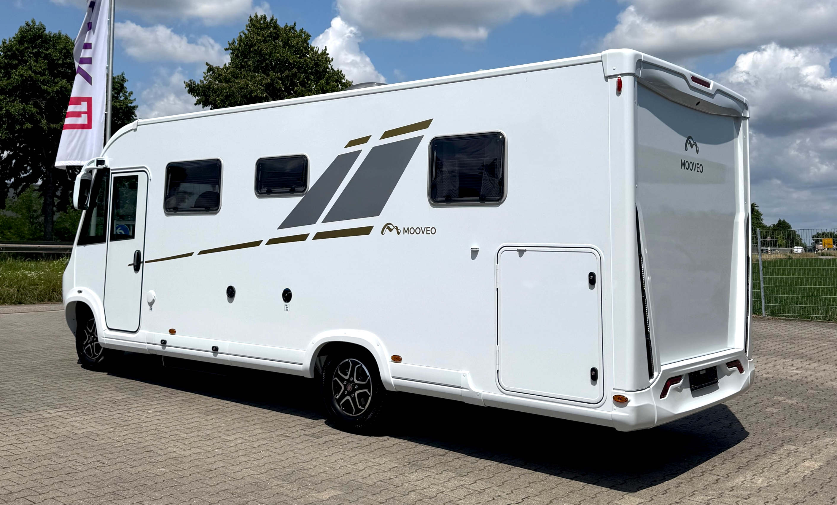 Mooveo INT 74QBH Zweiter Zugang zur Garage